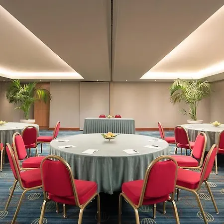 Hotel Sheraton Hotel&conference Center 4*