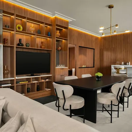 Cardo Roma, Autograph Collection Hotel 4*
