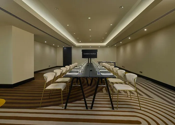 Sheraton Hotel&conference Center 4*